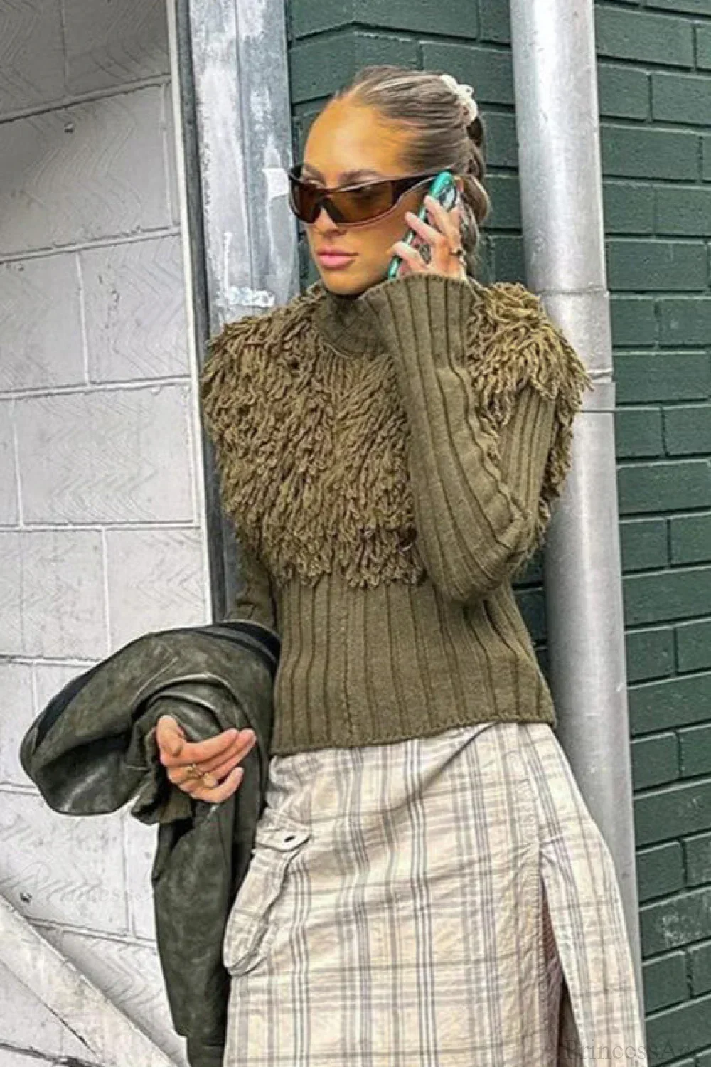 Fringe Slim Pullover Knit Sweater - Image 4