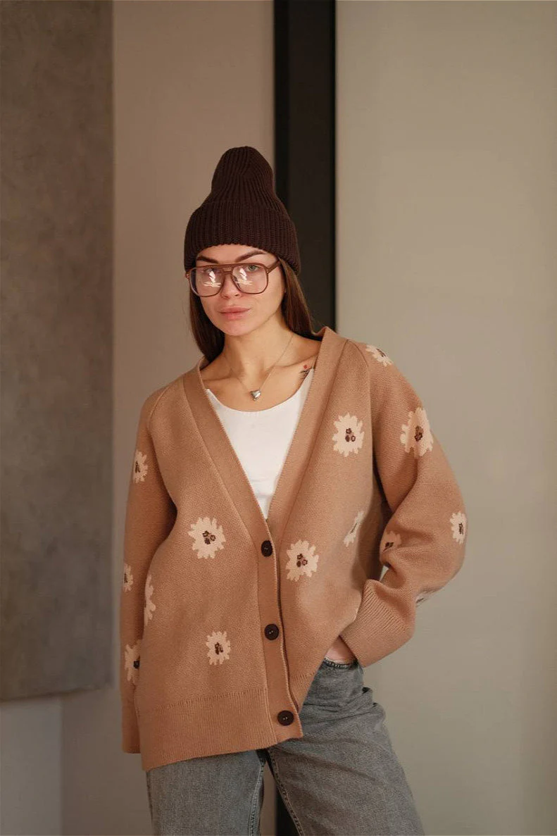 Fuzzy Daisy Jacquard Loose V-Neck Cardigan - Image 5