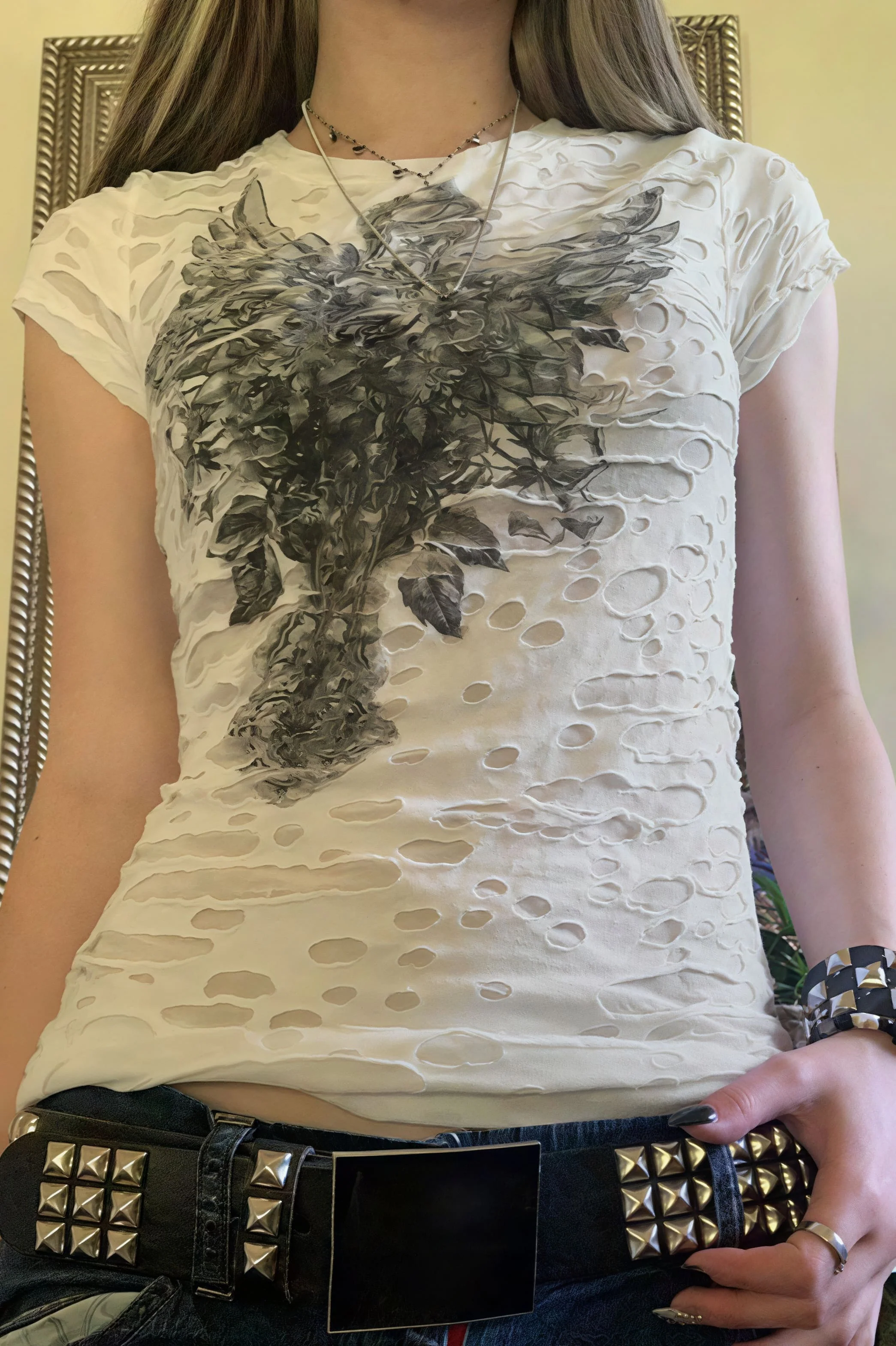 Gothic Dark Print Ripped Slim T-shirt - Image 3