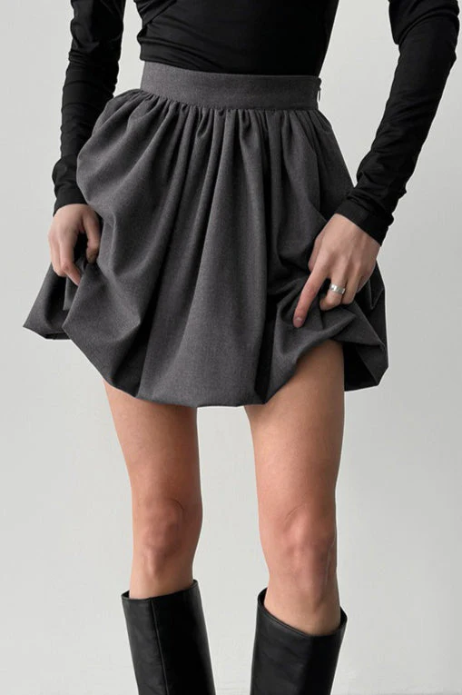High Waist Versatile Bouffant Mini Skirt - Image 2