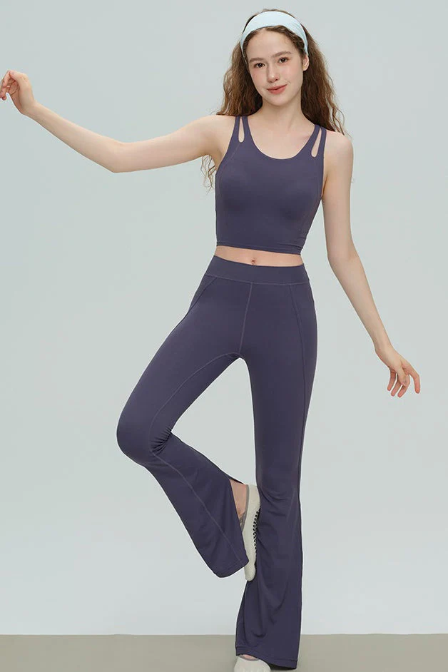 High-Waisted Breathable Flared Workout Slit Leggings - Image 8