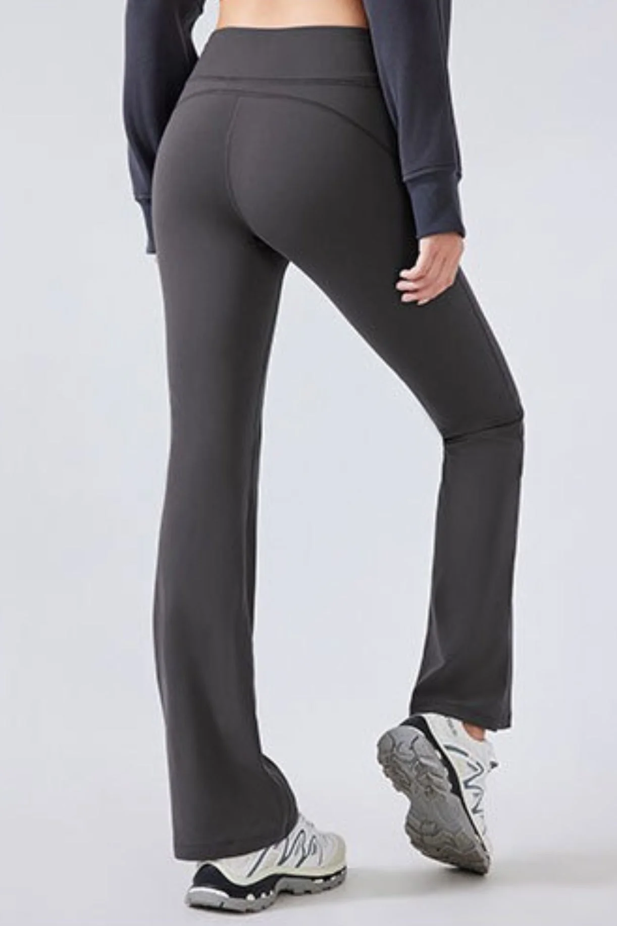 High-Waisted Fleece Lined Flared Yoga Leggings - Image 15