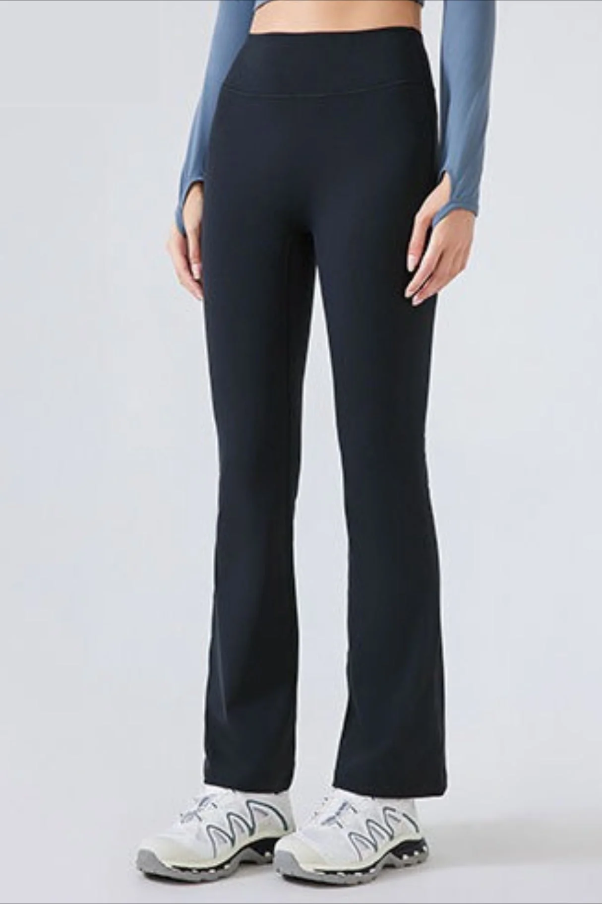 High-Waisted Fleece Lined Flared Yoga Leggings - Image 3