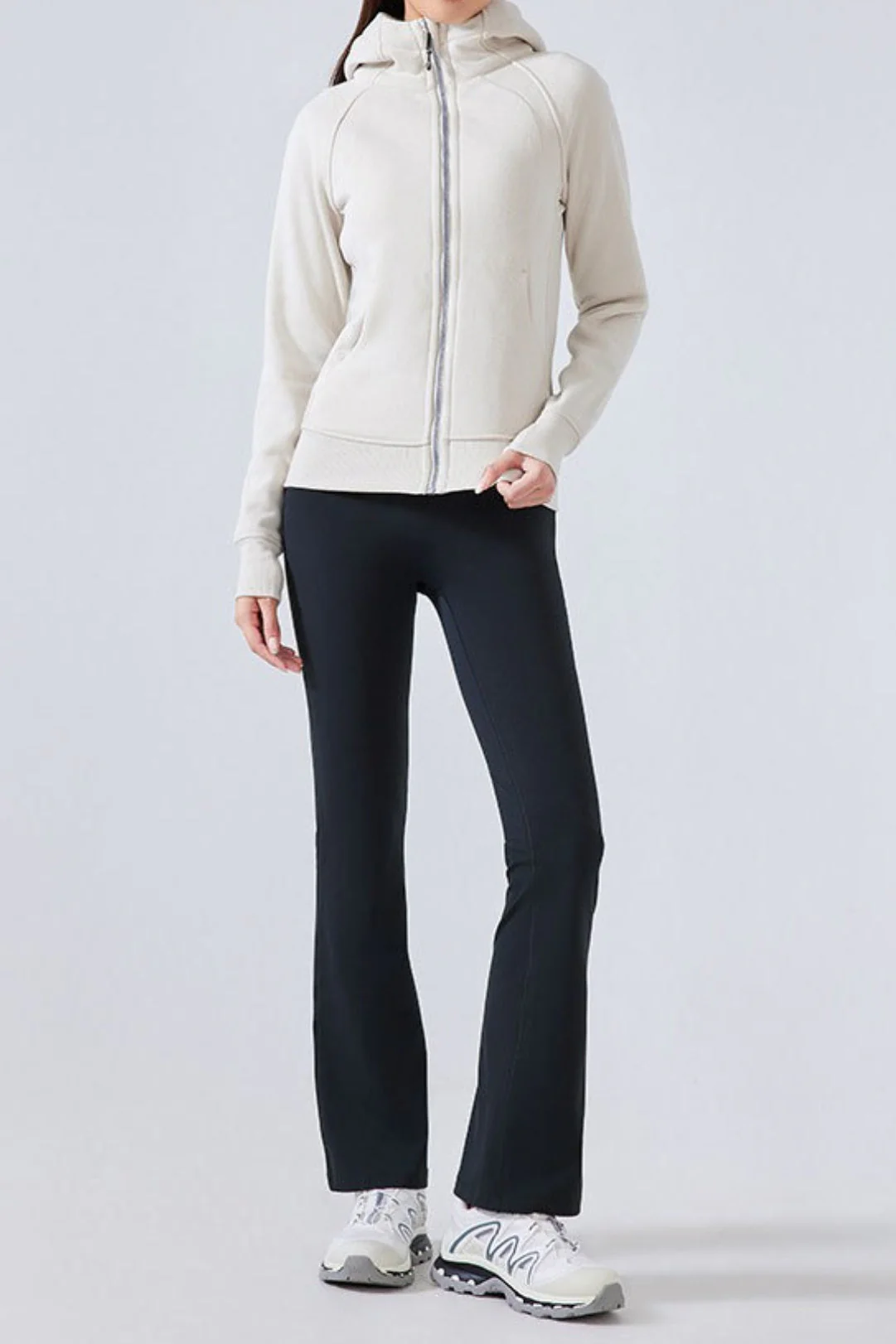 High-Waisted Fleece Lined Flared Yoga Leggings - Image 4