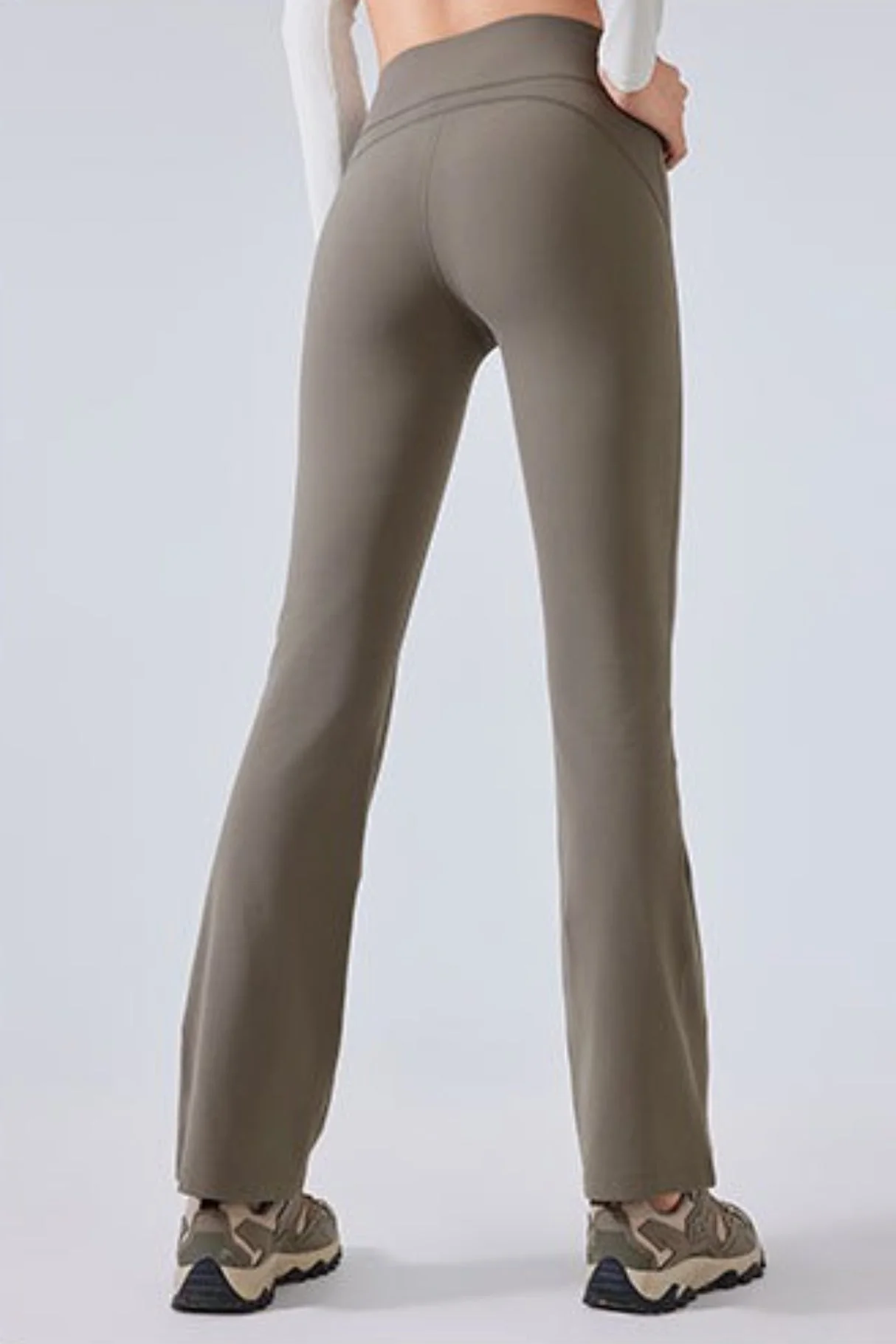 High-Waisted Fleece Lined Flared Yoga Leggings - Image 7