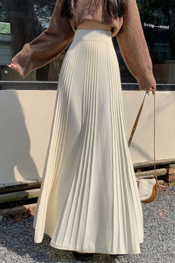 High-Waisted Full Circle Relaxed Skirt - Image 4