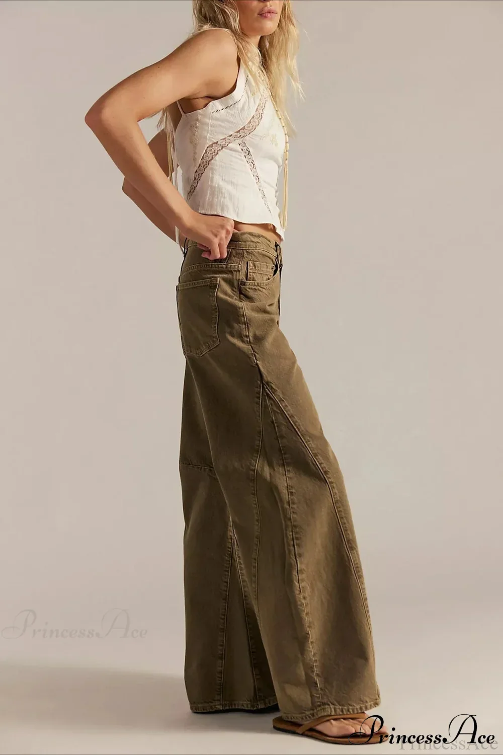 High-Waisted Wide-Leg Relaxed Full-Length Jeans - Image 4