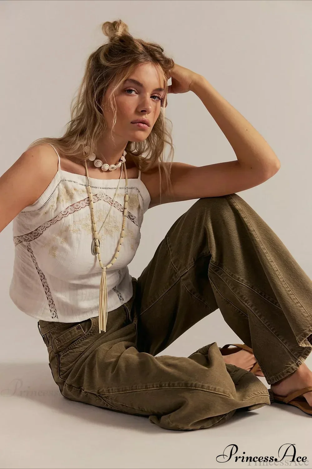 High-Waisted Wide-Leg Relaxed Full-Length Jeans - Image 5