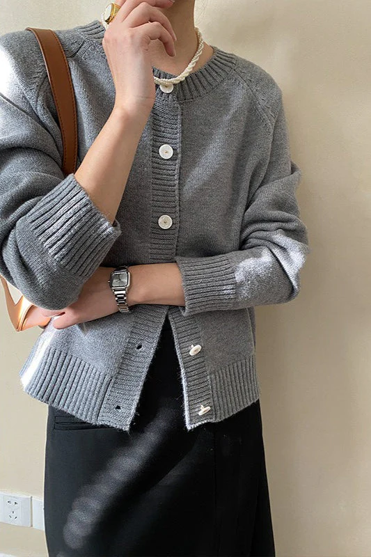 Jade Button Raglan Cardigan - Image 15