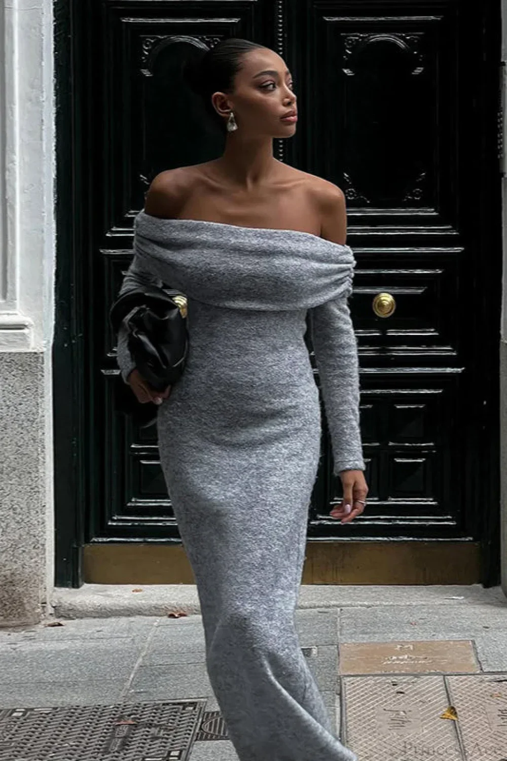 Knit Fitted Off Shoulder Long Sleeve Maxi Dress - Image 2