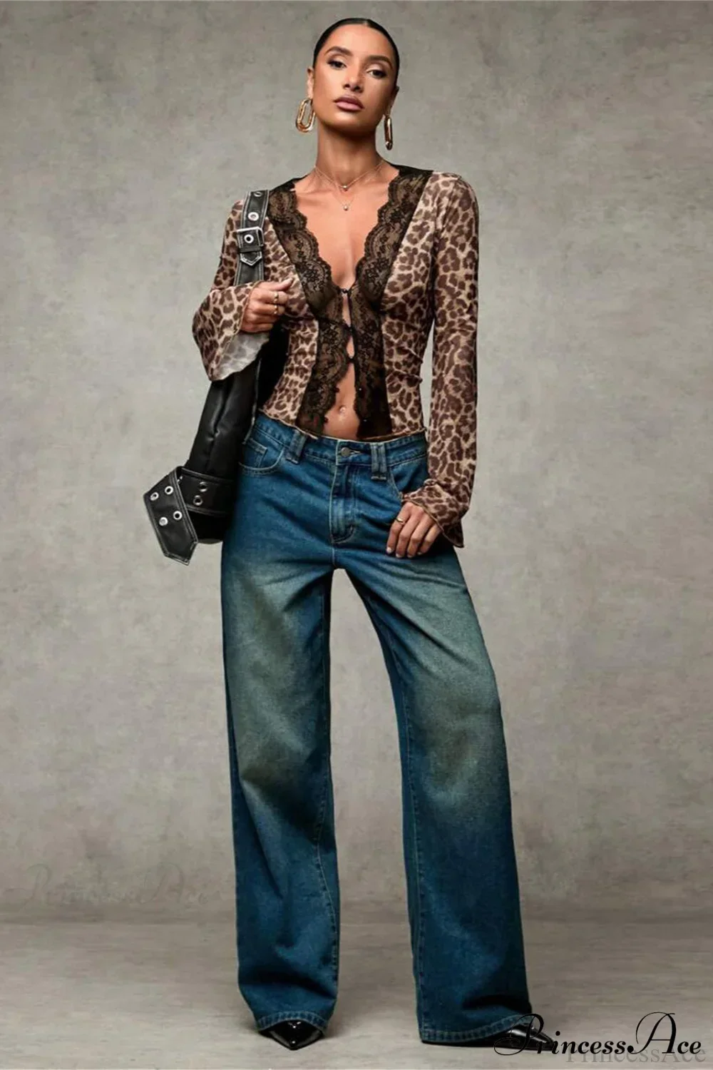 Lace Panel Leopard Slim Flared Sleeve Long Sleeve Tee - Image 3