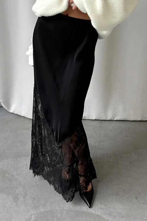 Lace Patchwork Sheer Bodycon Skirt - Image 4