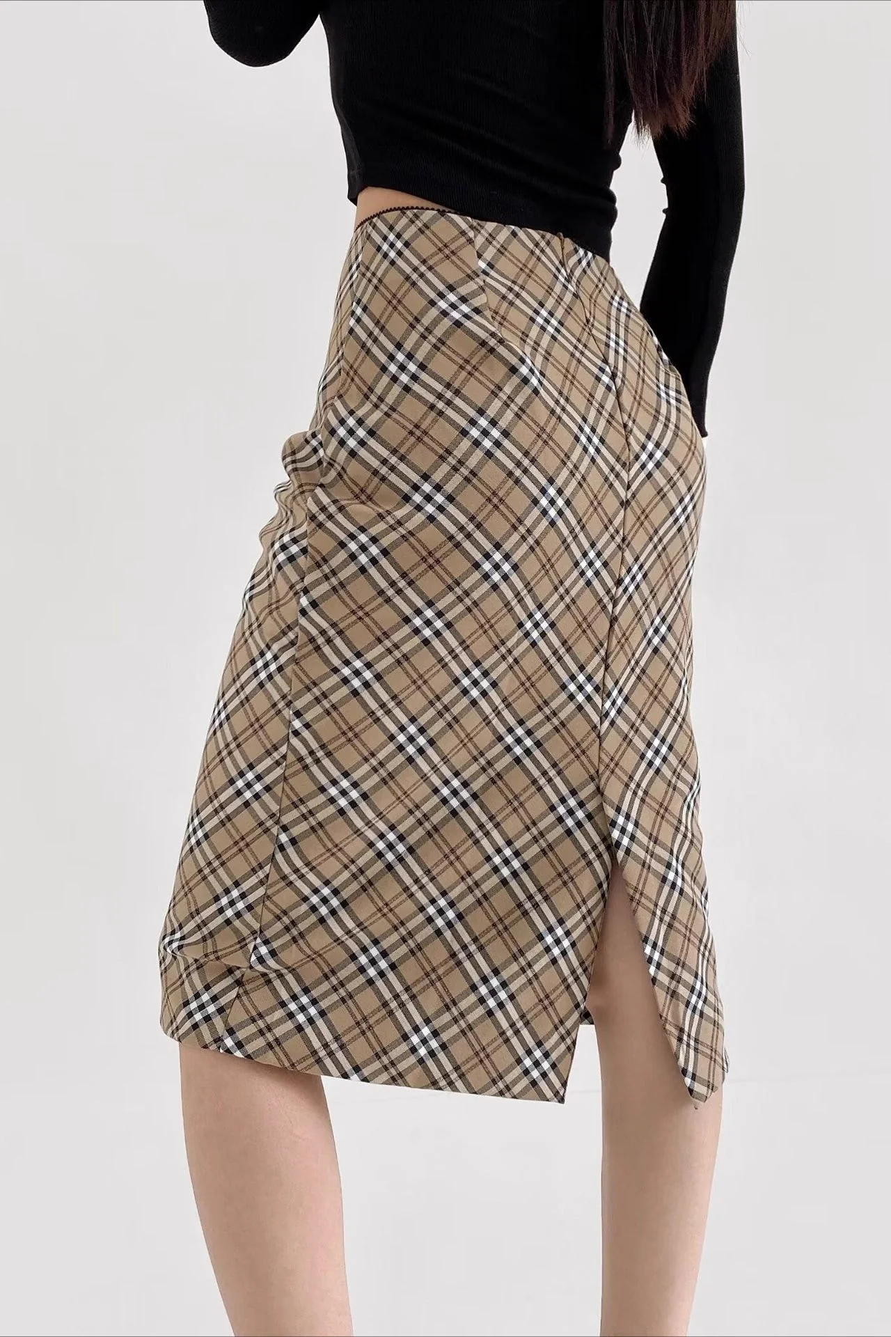 Lace Trimmed Plaid Bodycon Skirt - Image 3