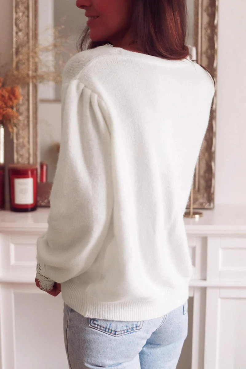 Lace-Trimmed V-Neck Loose Solid Knit Cardigan - Image 4
