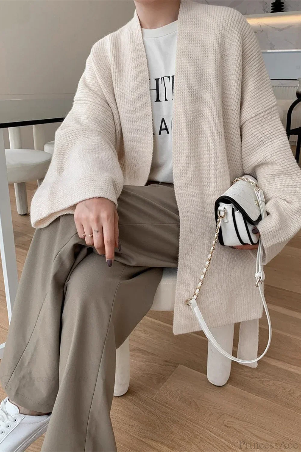 Lazy-Style Oversized Belted Knit Cardigan - Image 7