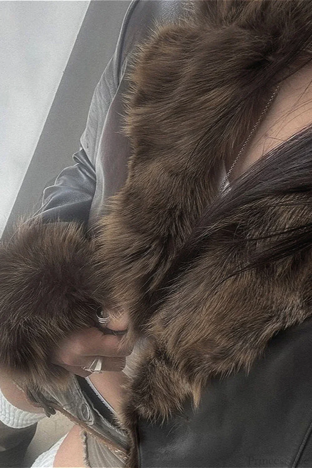 Leather Faux Fur Panel Collared Fitted Warm Coat - Image 3