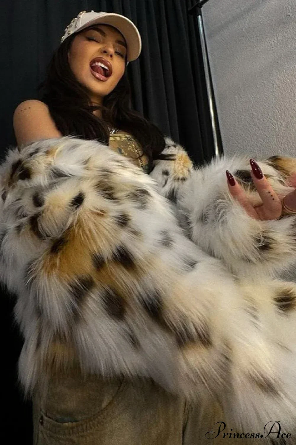 Leopard Print Faux Fur Long-Sleeve Warm Coat - Image 5