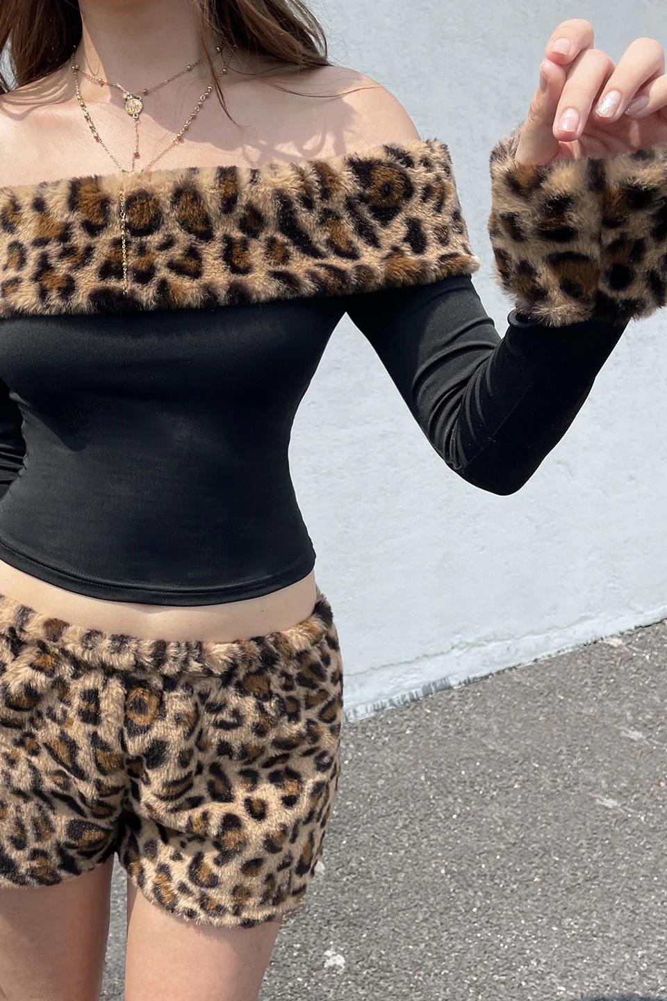 Leopard Print Fleece Off-the-shoulder Two Piece Set - Image 3