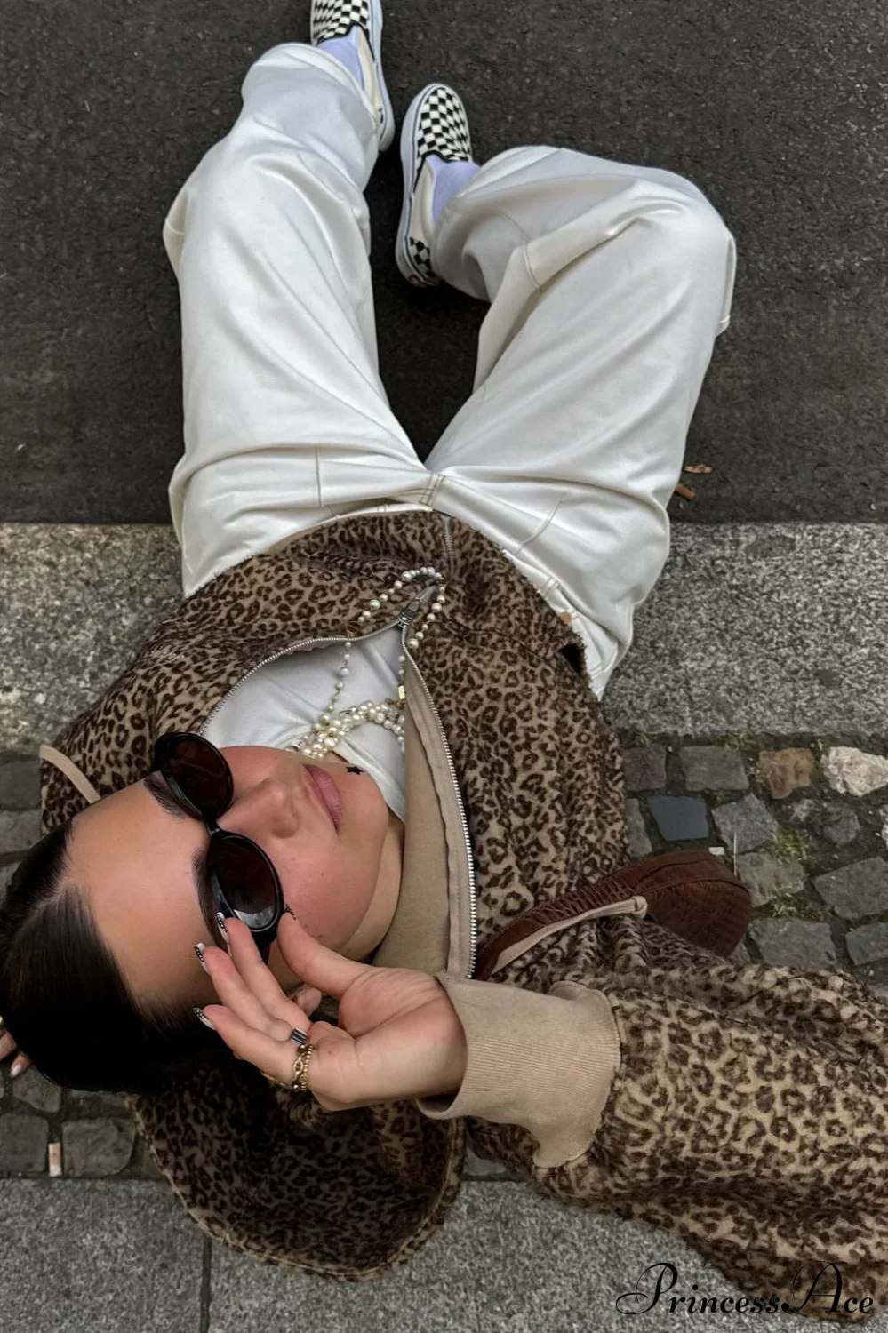 Leopard Print Fuzzy Zip Hoodie - Image 4