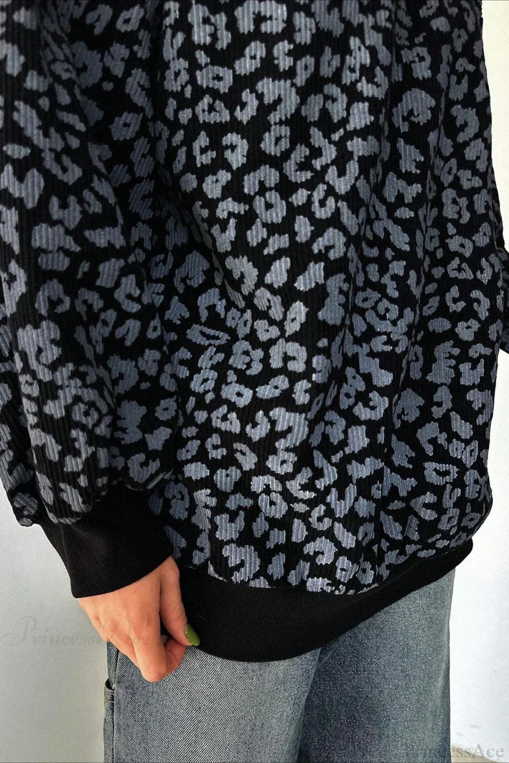 Leopard Print Half-Zip V-Neck Long Sleeve Sweatshirt - Image 11