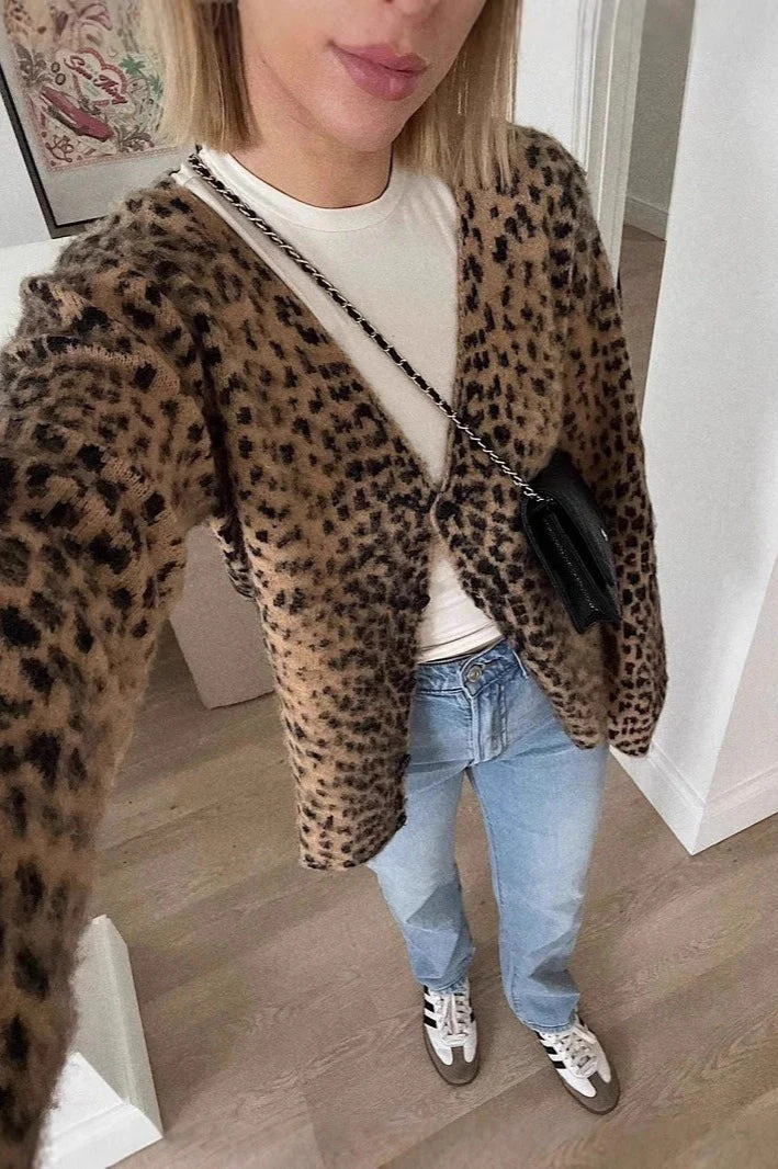 Leopard Print V-Neck Soft Fuzzy Retro Cardigan - Image 4