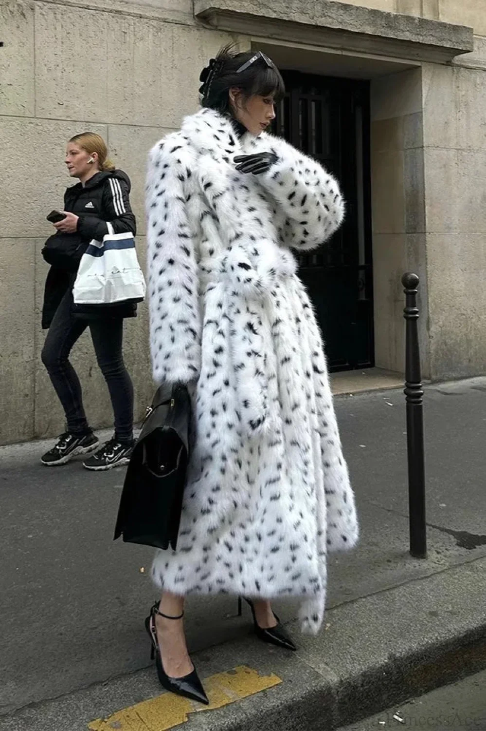 leopard print Warm Faux Fox Fur Notched Collar Loose Overcoat - Image 3