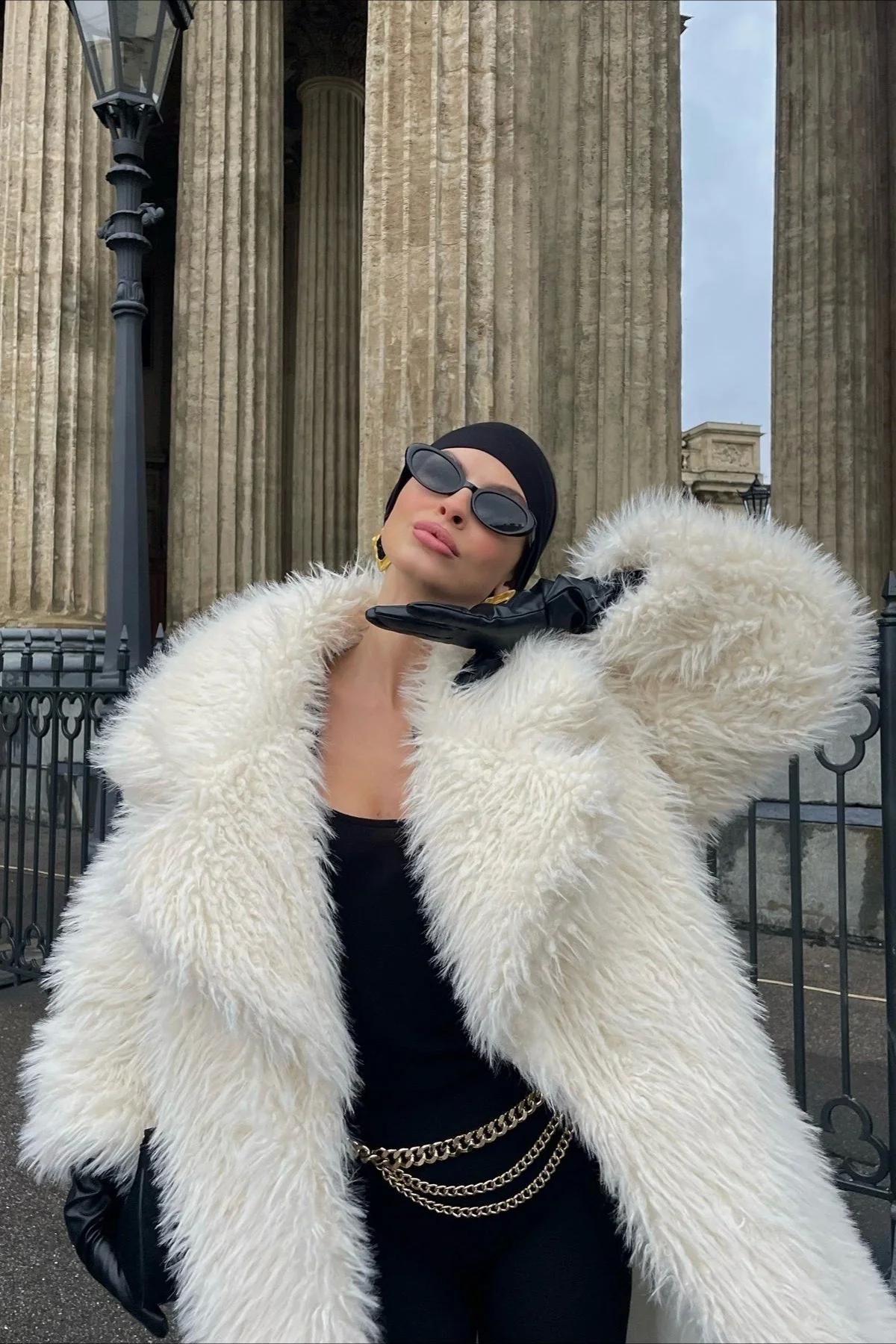Long White Over the Knee Eco Faux Fur Thick Overcoat - Image 4