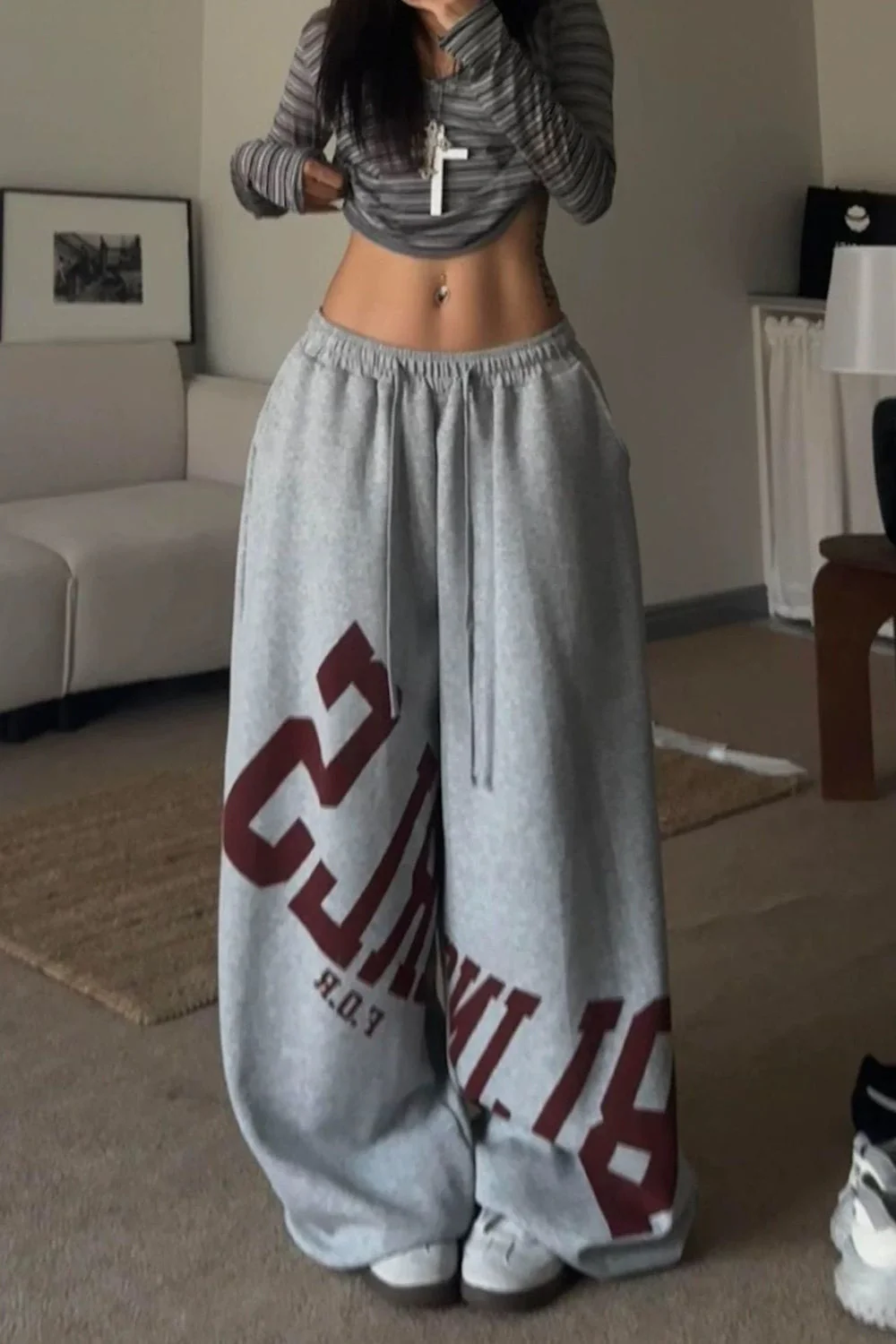 Loose Elastic Letter Printed Casual Pants - Image 2