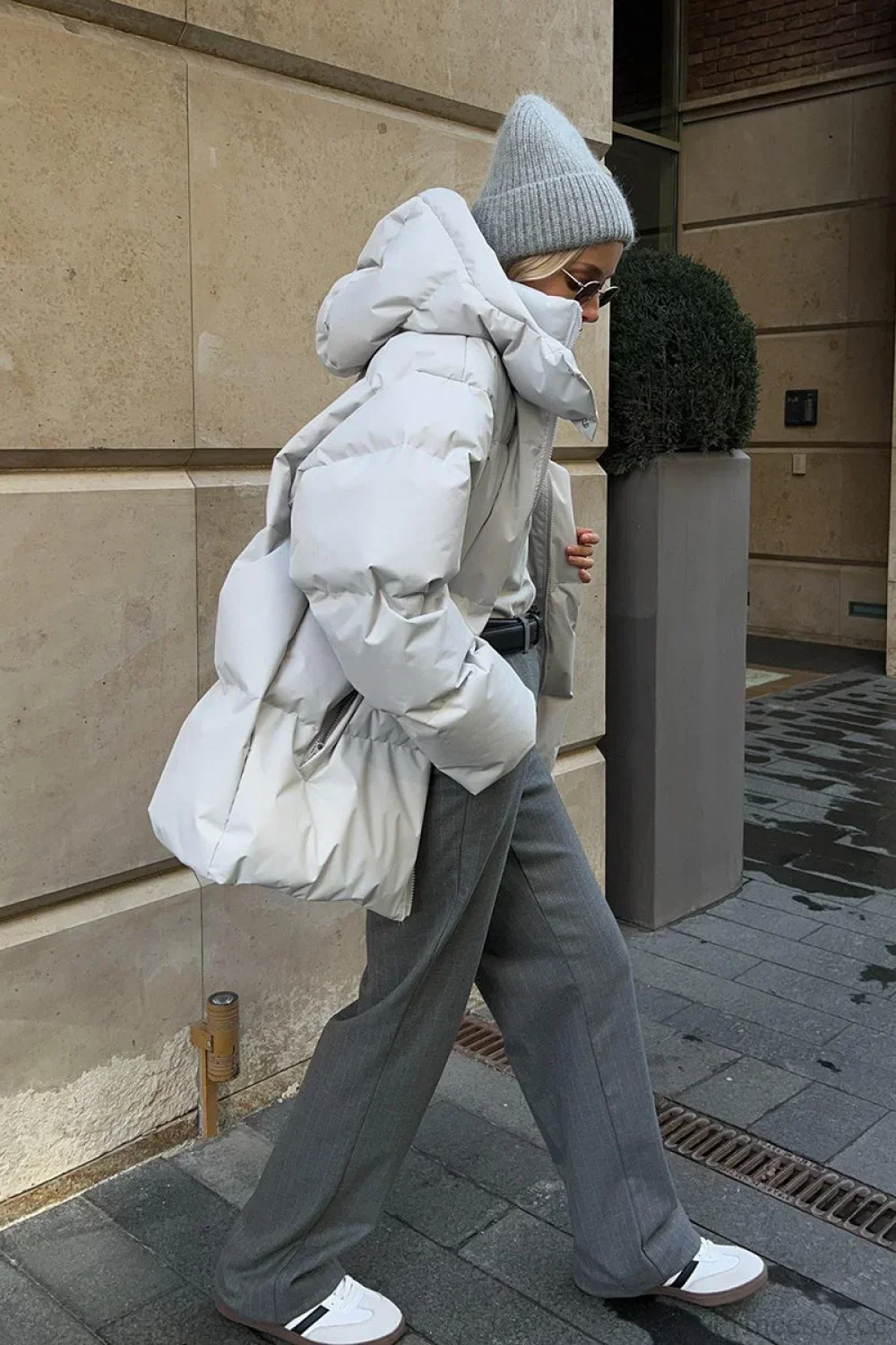 Loose Solid Minimalist Hooded Cotton Coat - Image 4