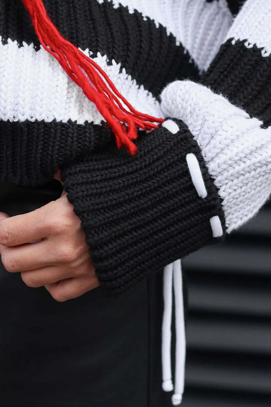 Loose Striped Crew Neck Long Sleeve Knit Sweater - Image 3