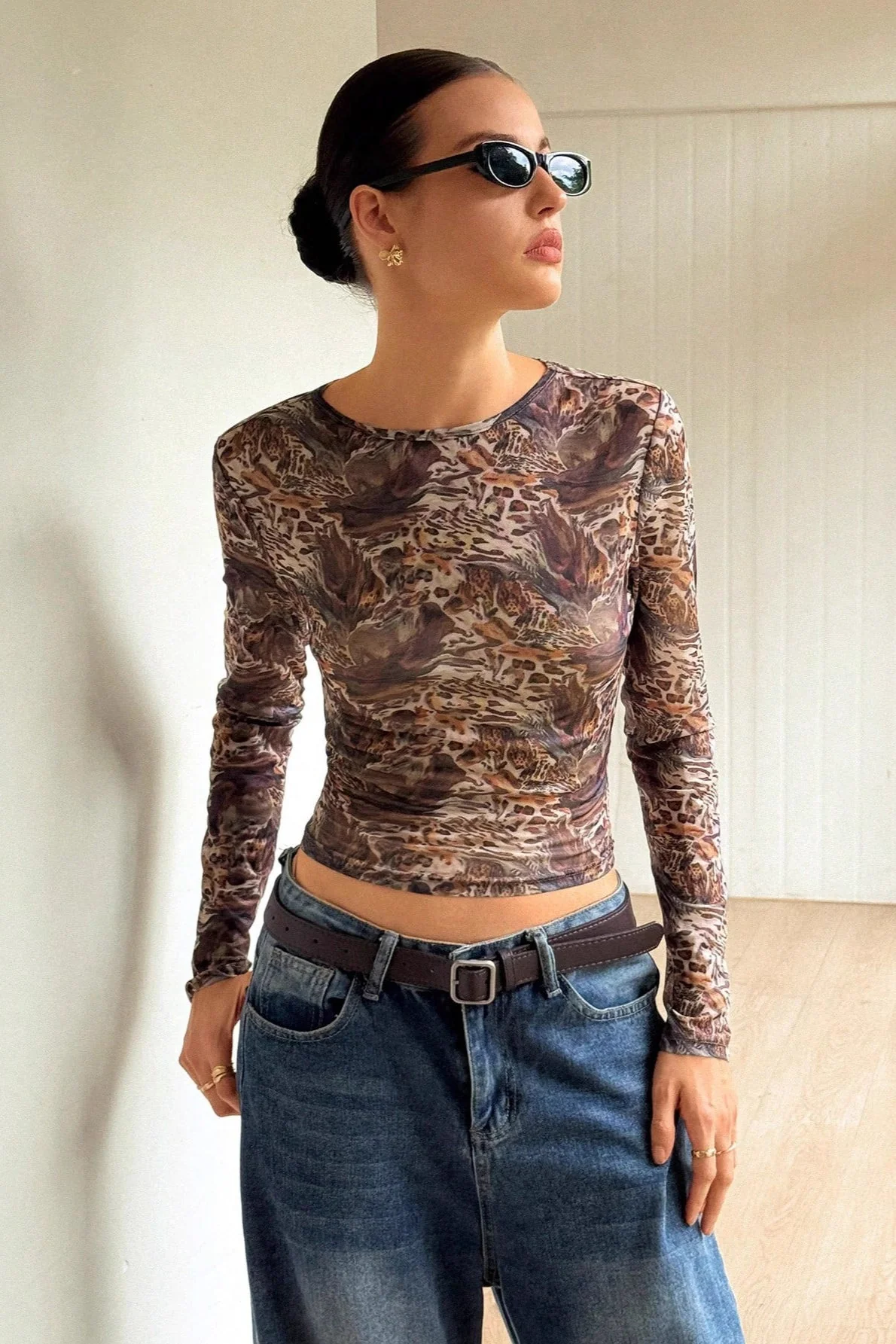 Mesh Sheer Leopard Print Slim Fit Long Sleeve Tee - Image 2