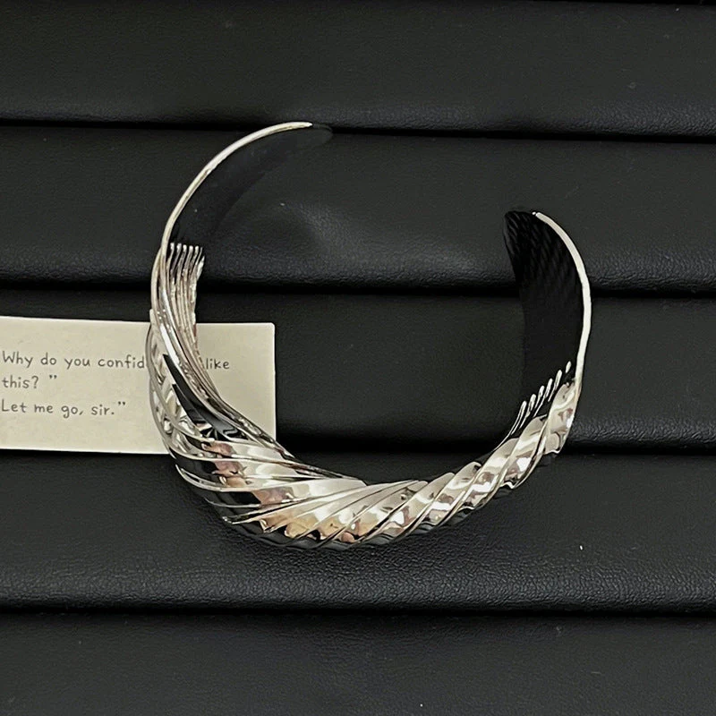 Metal Cross Wrap Irregular Open Bracelet - Image 6