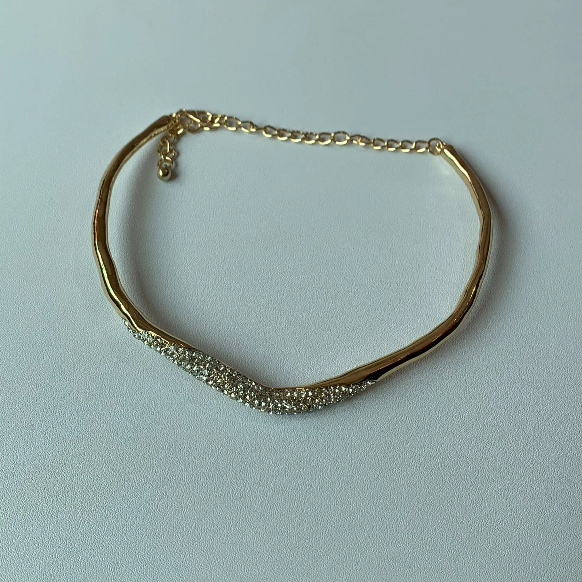 Minimal Metal Irregular Lava Rhinestone NeckLace - Image 3