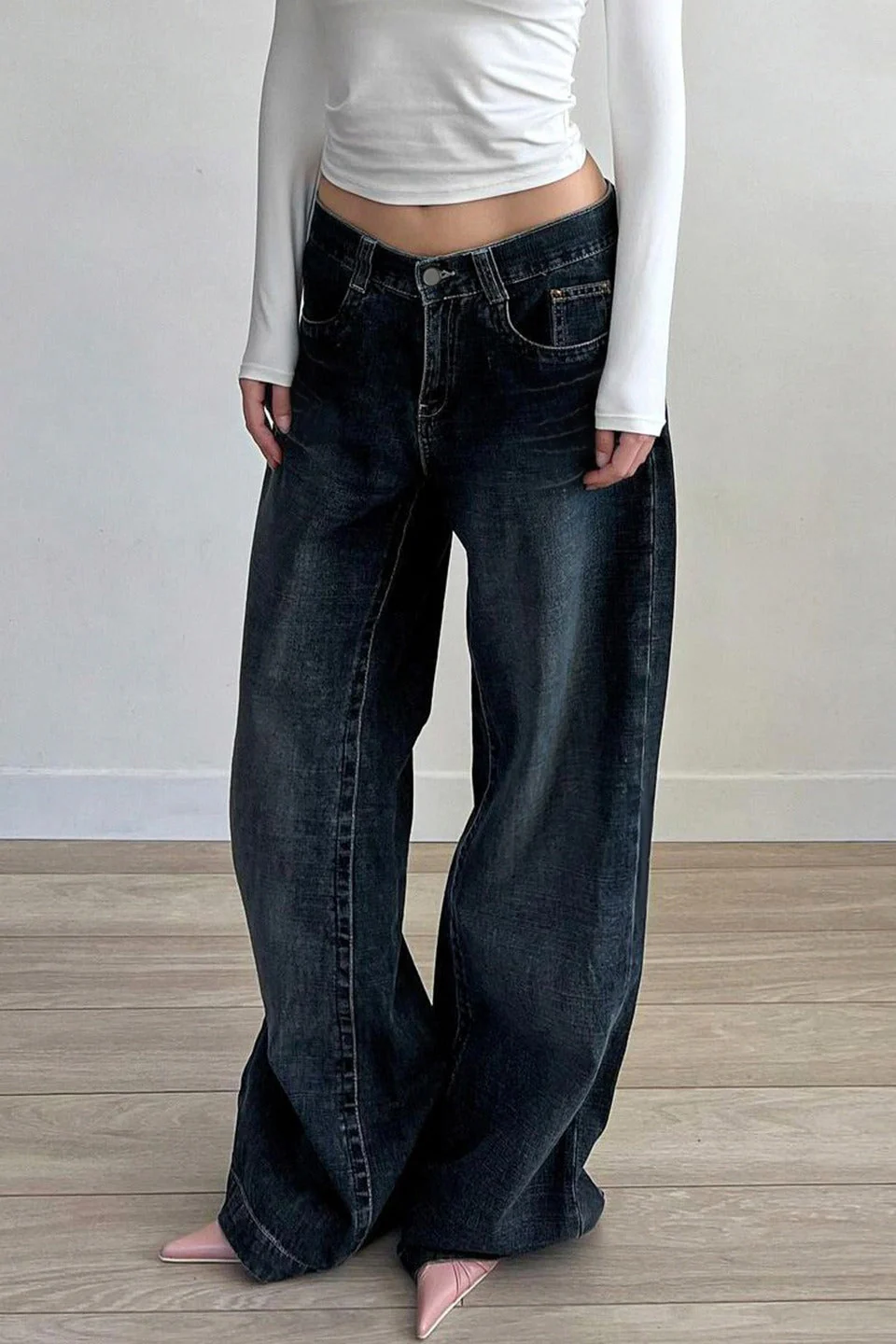 Minimal Vintage Loose Washed Black Jeans - Image 2