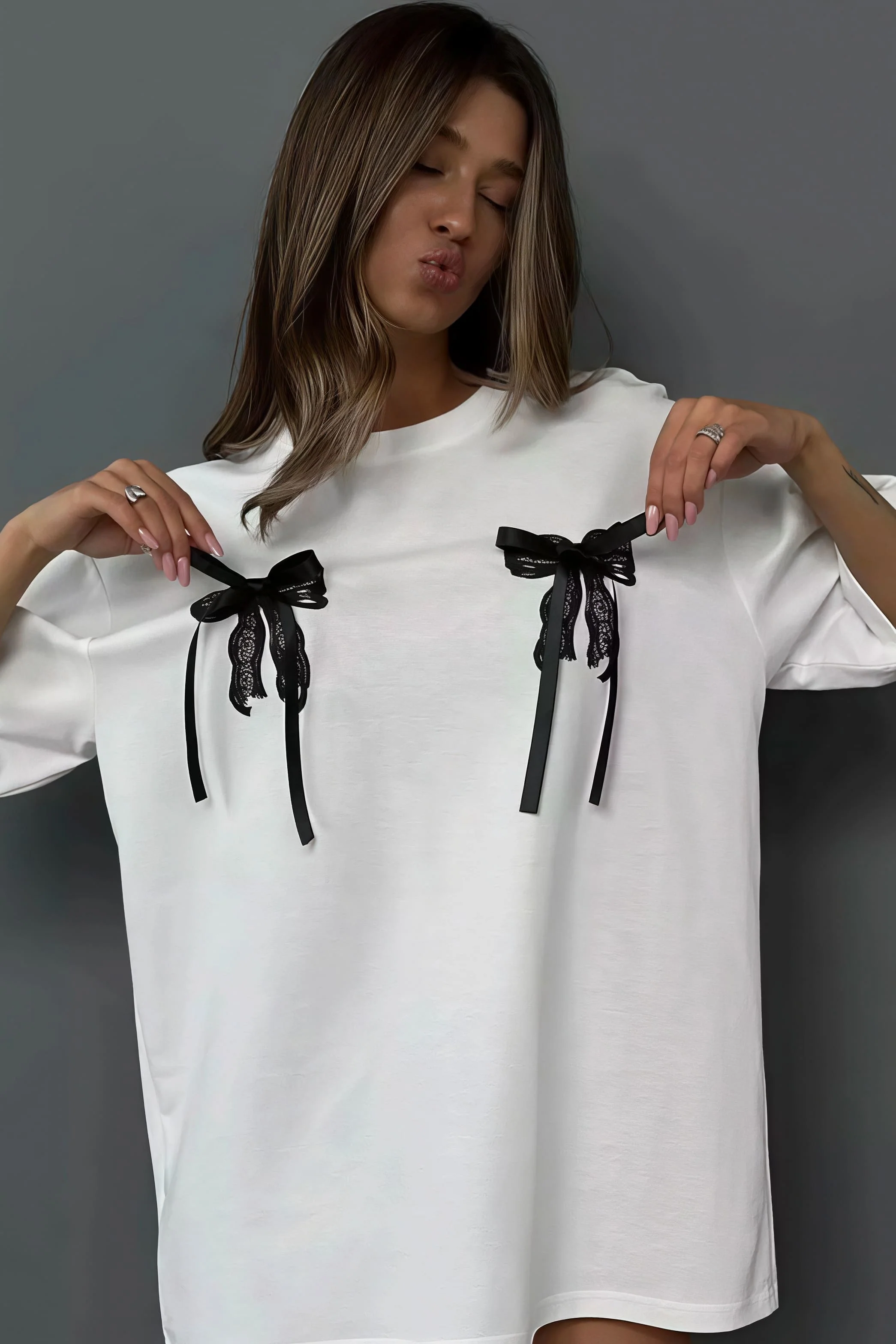 Minimalist Casual 3D Bow Lace Short Sleeve T-shirt - Image 5