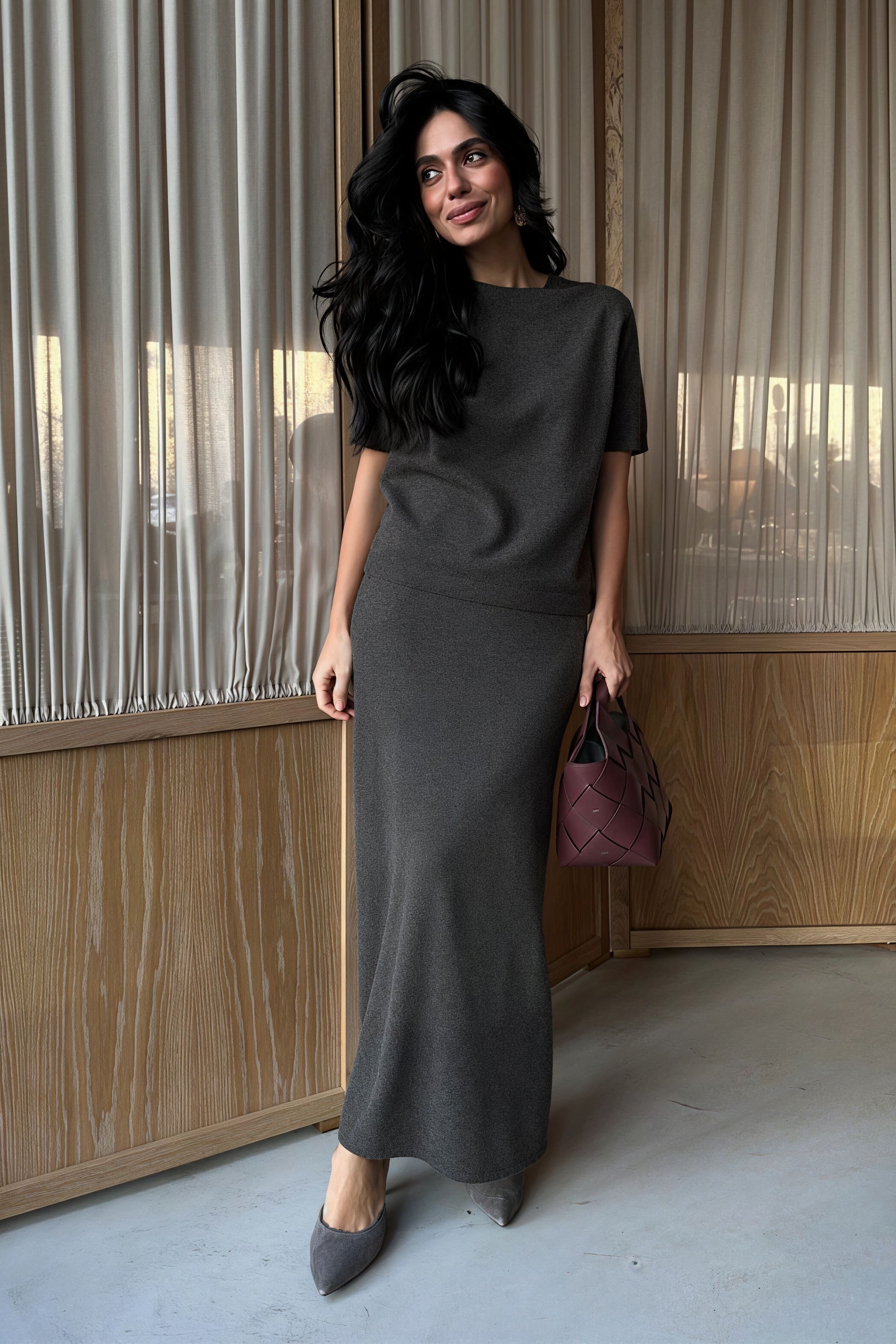 Minimalist Knit Short Sleeve Skirt Set - Image 7