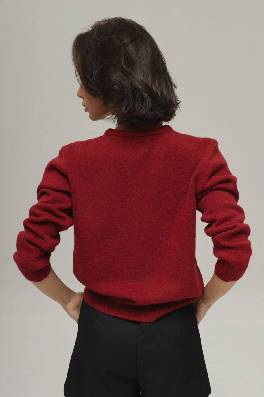 Minimalist Knitted Gold Buckle Crew Neck Cardigan - Image 5