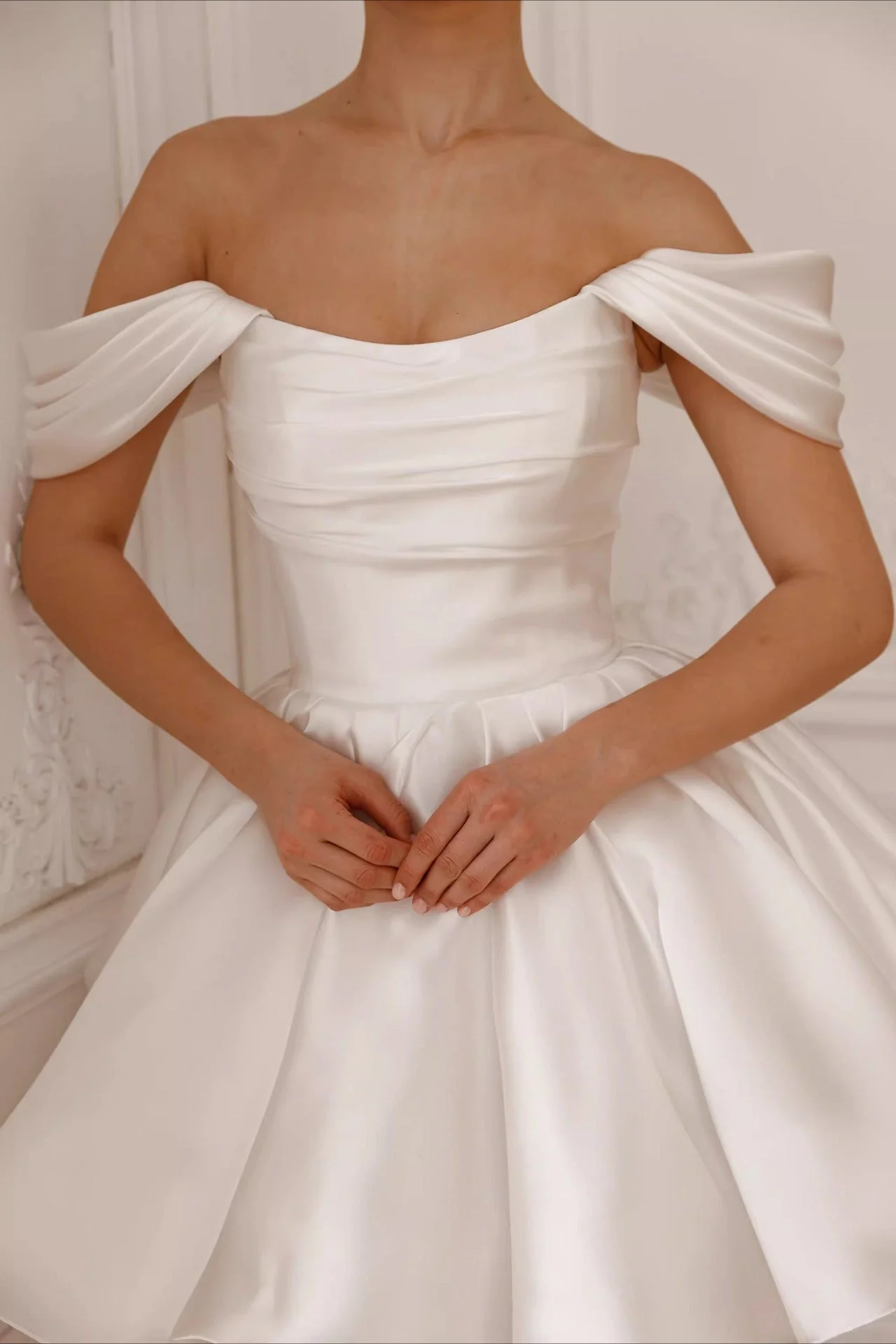 Minimalist Off Shoulder Tie Back Tulle Reception Dress - Image 4