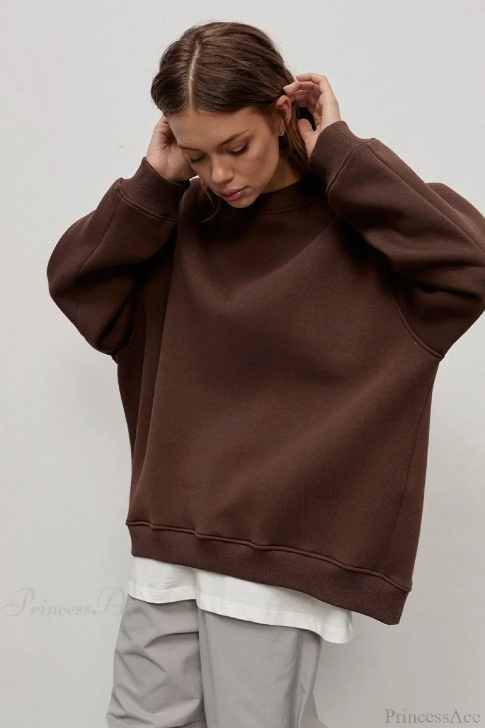 Minimalist Solid Crew Neck Oversize Sweatshirts - Image 15