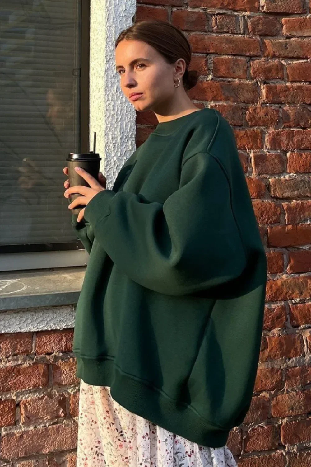Minimalist Solid Crew Neck Oversize Sweatshirts - Image 4