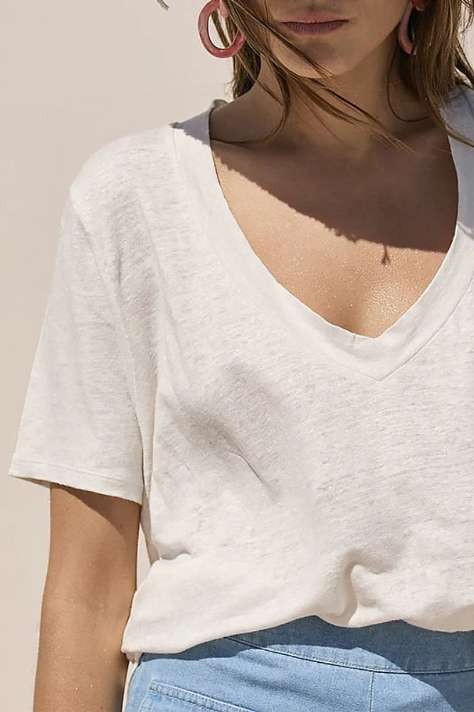 Minimalist Solid Deep V Neck Slub Cotton Loose T-shirt - Image 3