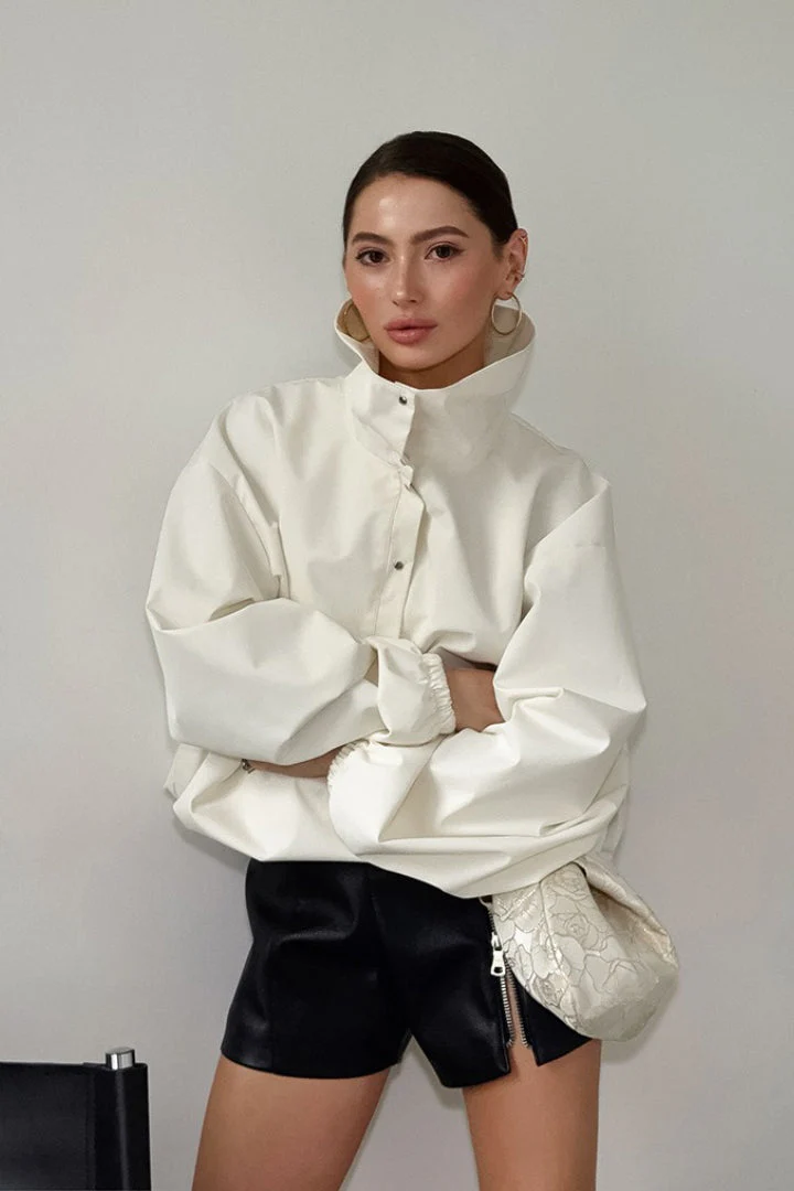 Minimalist Solid Turtle Loose Buttoned Sweatshirt - Image 2