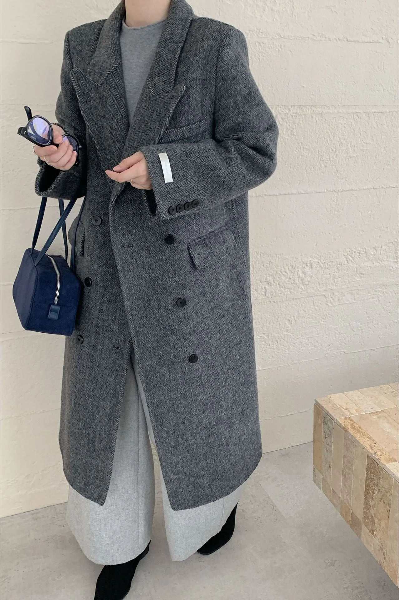 Notched Lapel Double-Faced Wool Thickened Long Overcoat - Image 8