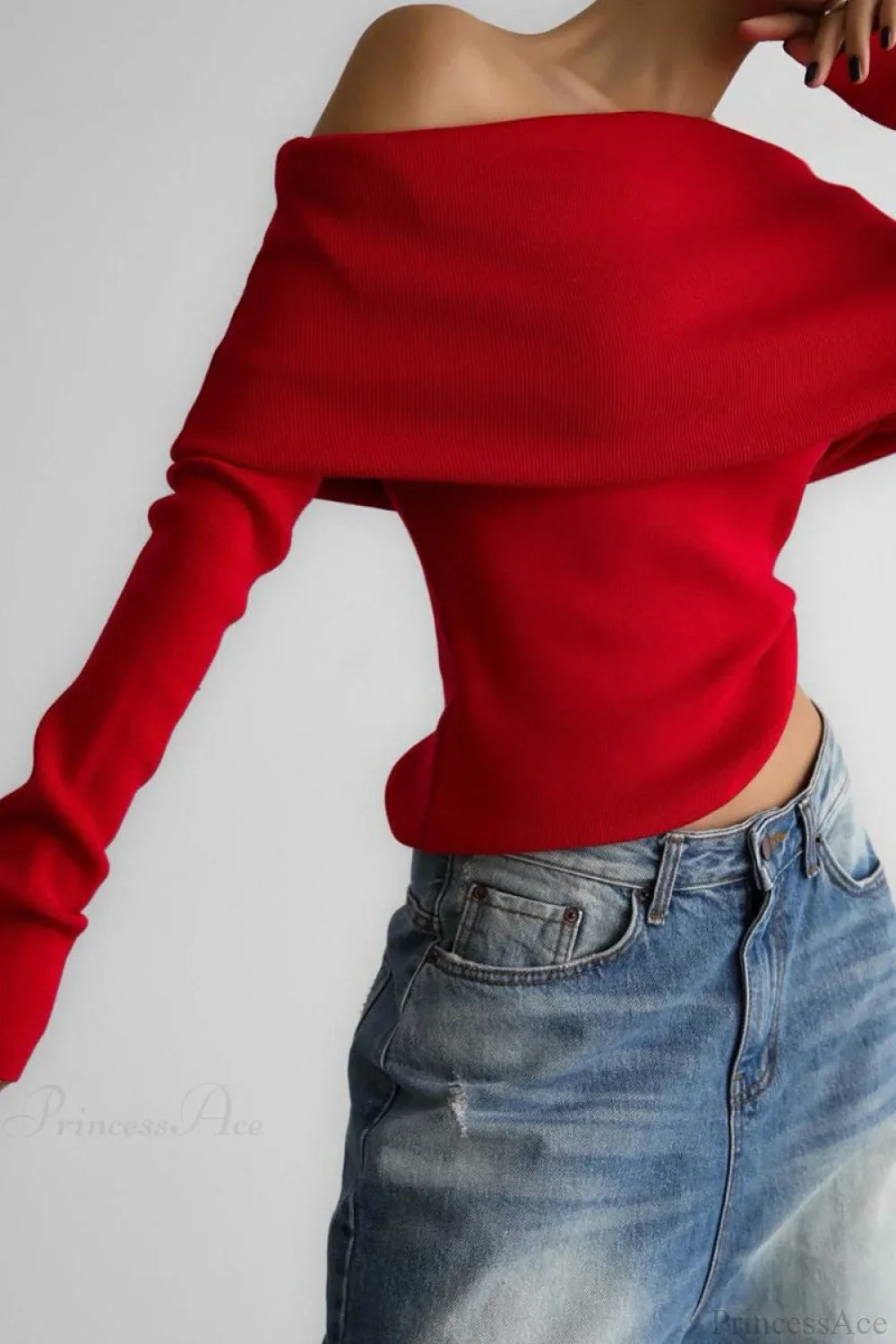 Off-Shoulder Fitted Long-Sleeve Knit Top - Image 2