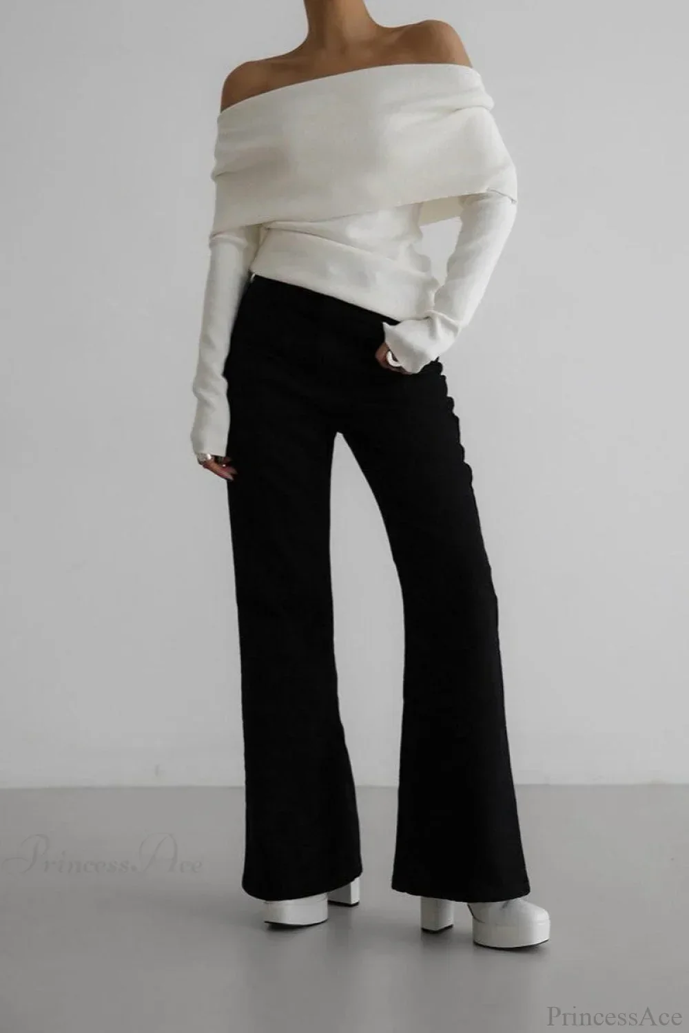 Off-Shoulder Fitted Long-Sleeve Knit Top - Image 8
