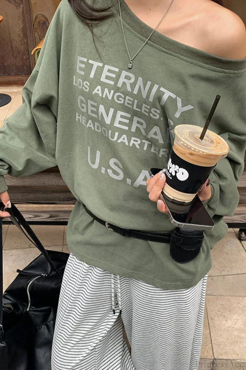 Off-Shoulder Graphic Letter Relaxed Sweatshirt - Image 3