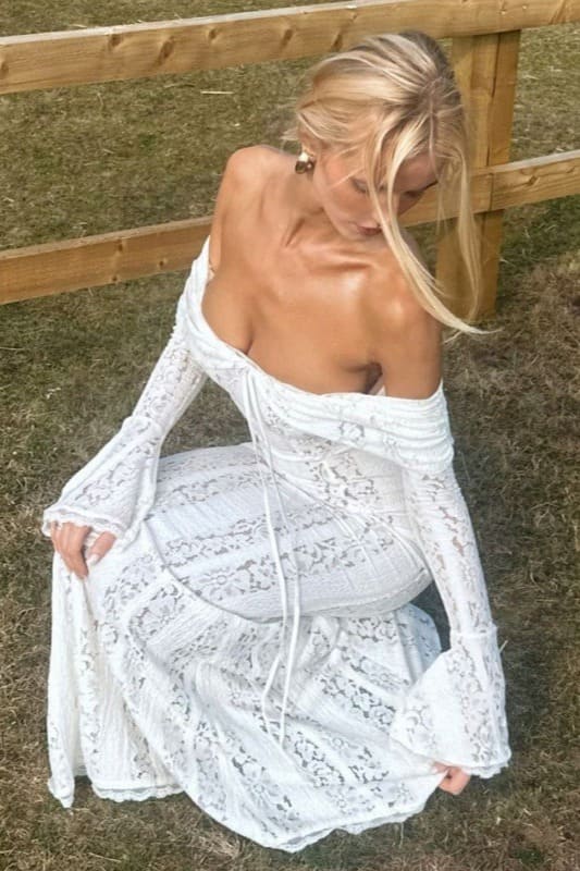 Off Shoulder Lace Flare Sleeve Fitted Train Elegant Maxi Dress - Image 3