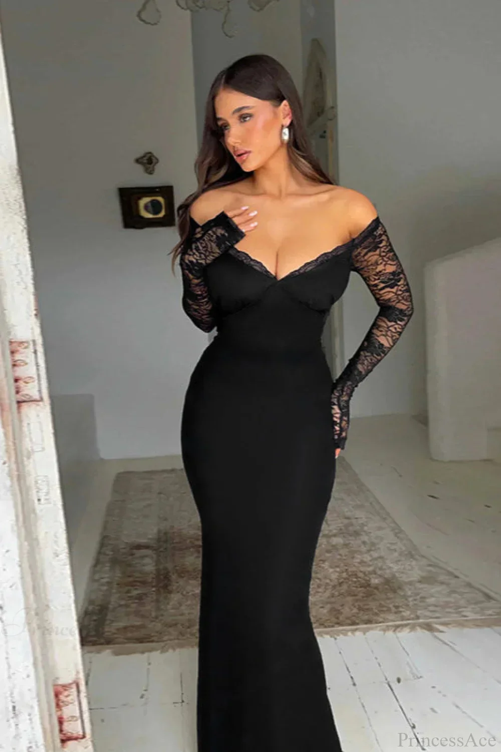Off Shoulder Spliced Lace Trim Maxi Dress - Image 3