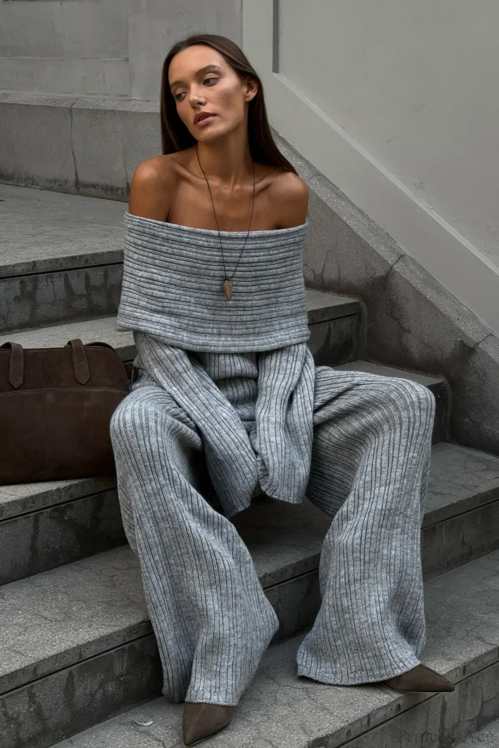 Off-the-Shoulder Ribbed Knit Wide Sleeve Flowy Pants Two Piece Set - Image 4