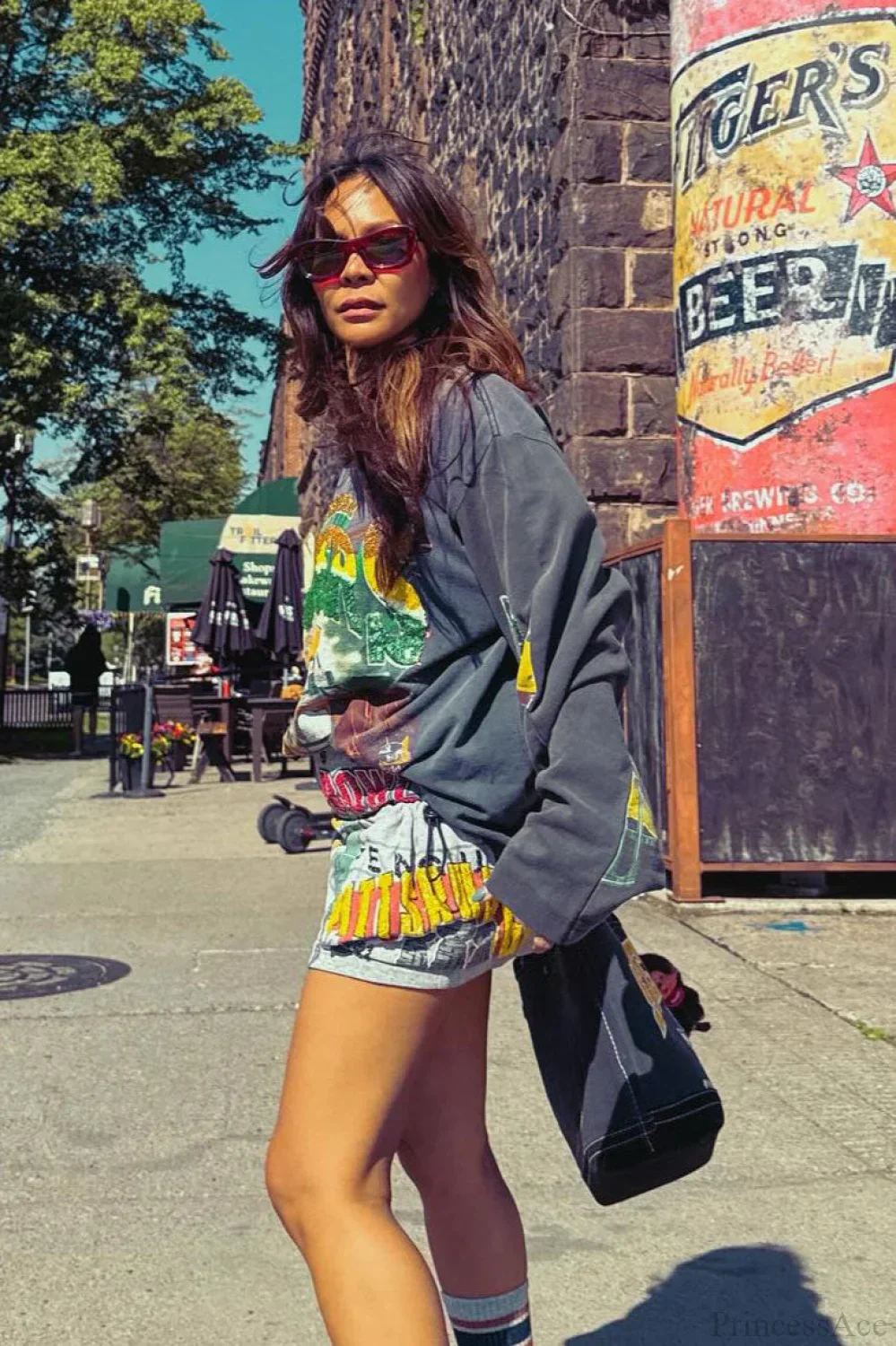 Oversized Sequin Print Retro Slouchy Long Sleeve Tee - Image 4